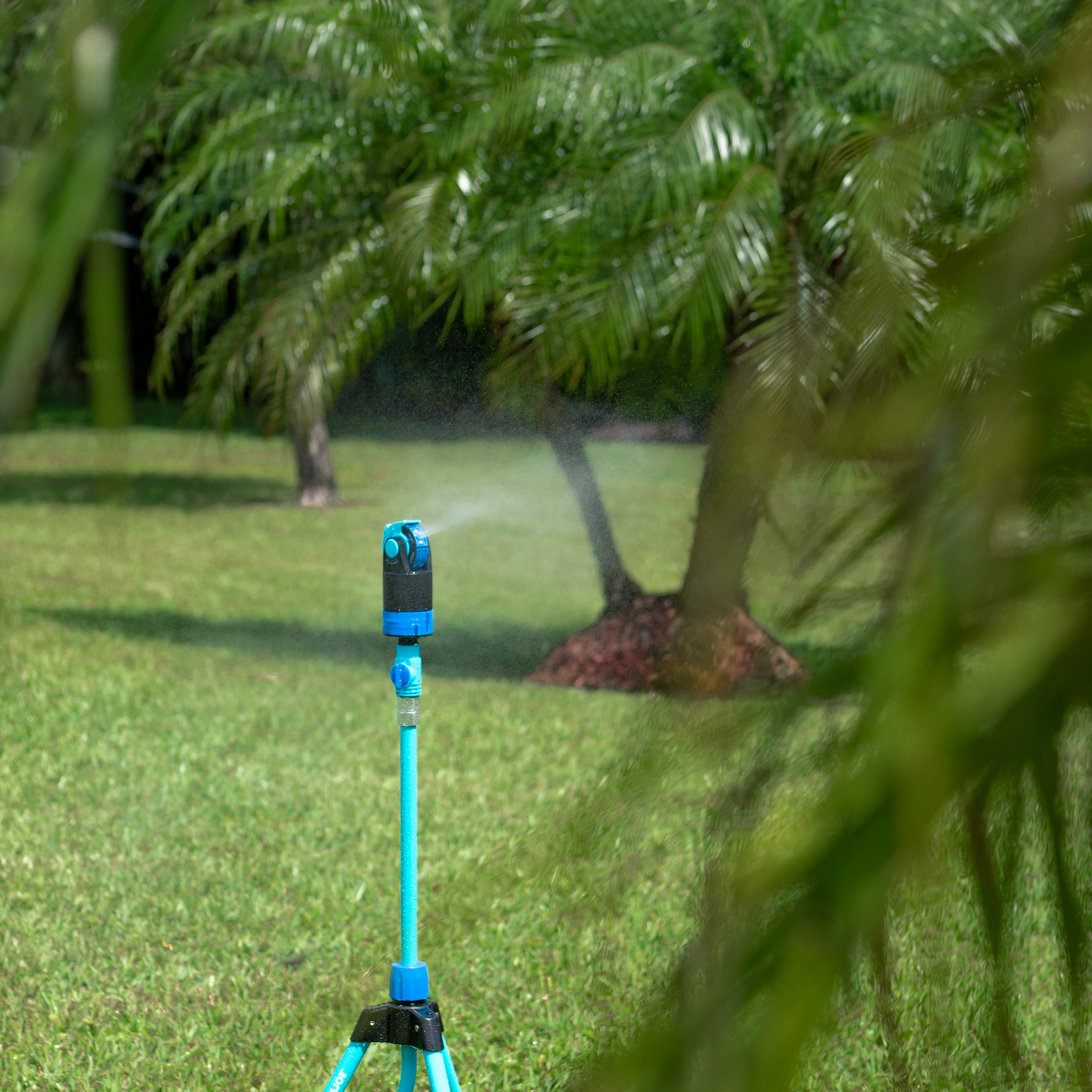 Aqua Joe AJ-6PSTB-MAX HD 360° Telescoping Sprinkler & Mister W/ Metal Tripod Base | 6 Patterns | 4,100 Sq. Ft. Coverage - Image 15