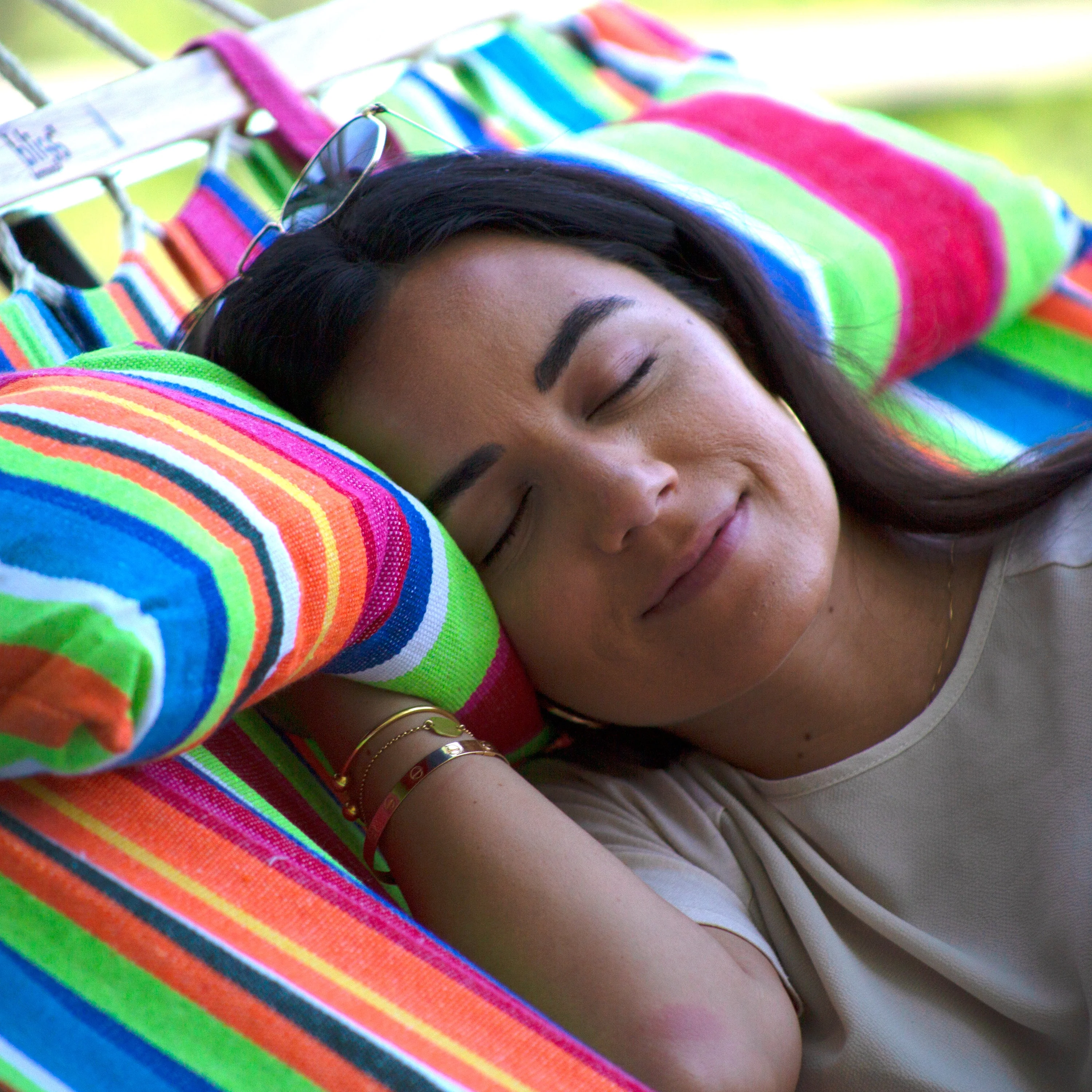 Bliss Hammocks BH-404B Caribbean Hammock w/ Pillow & Hanging Hardware | 48-in. Wide | 265 Lb. Capacity (Tropical Fruit) - Image 9