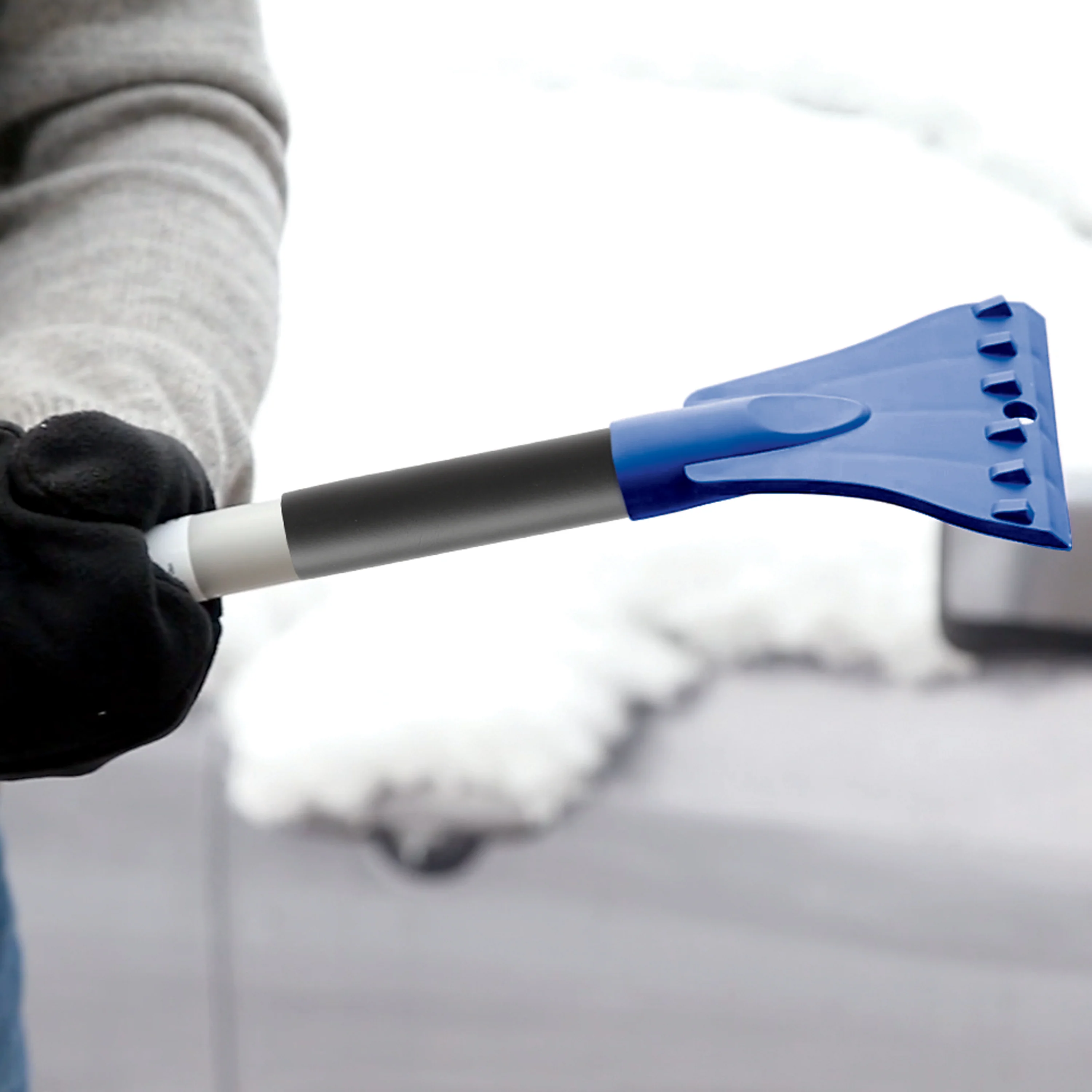 Snow Joe SJBLZD-JMB2-SJB 2-Pack Jumbo Telescoping Snow Broom + Ice Scraper | 19-inch - Image 4
